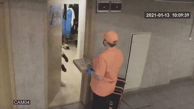 Доставка пиццы в здание цирка смотреть онлайн