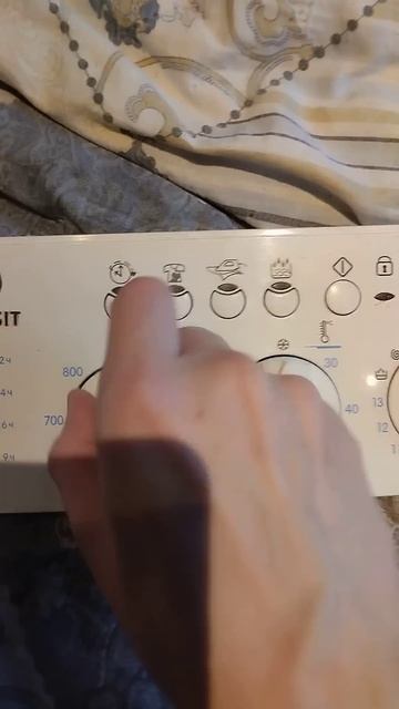 Обзор панели стиральной машины INDESIT WISL83