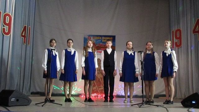 Вокальная группа рук. Иванова Е.Ф., конц. Степанова Н.Ф.