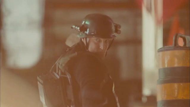 «ЗащитнеГ» (Defendor/ комедия/ 2009/ 101 мин./ реж. Peter Stebbings)