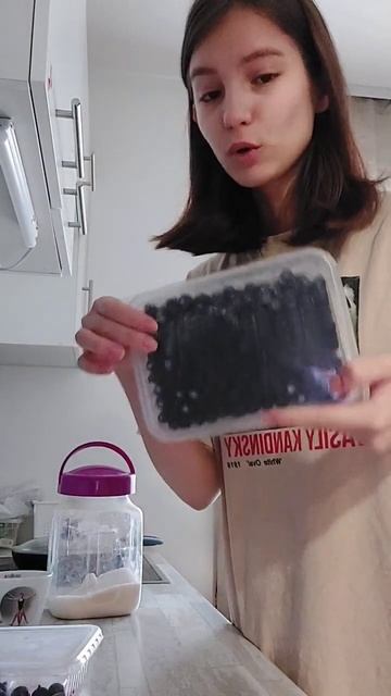 Делаю щербет из ягод, которые остались с лета #щербет #? смотреть онлайн