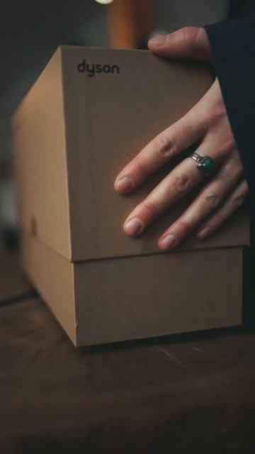 Новый #dyson supersonic professional 💙 в профиле про #уходЗаВолосам смотреть онлайн