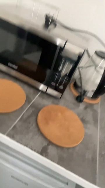 Утюг телевизор стиралка фен холодельник смотреть онлайн