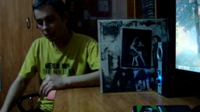 ВИНИЛОМАНИЯ - МЫШИ - ПЕСНИ ДЛЯ КРАСИВЫХ И УМНЫХ ЛЮДЕЙ 1990. ВЫПУСК - ПСГ 1991 смотреть онлайн