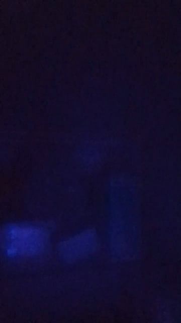 почему когда ложешь телефон в холодильник то там сини? смотреть онлайн