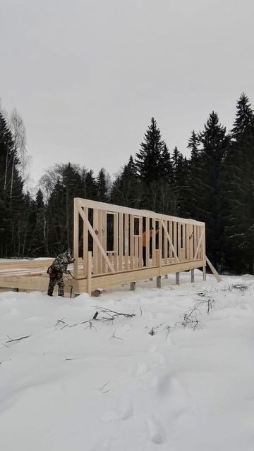 Подъём каркасный стены 13,5м #каркасныйдом #строительст смотреть онлайн