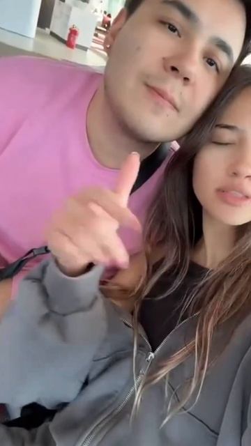 ДАНИК СО СВОЕЙ ДЕВУШКОЙ смотреть онлайн