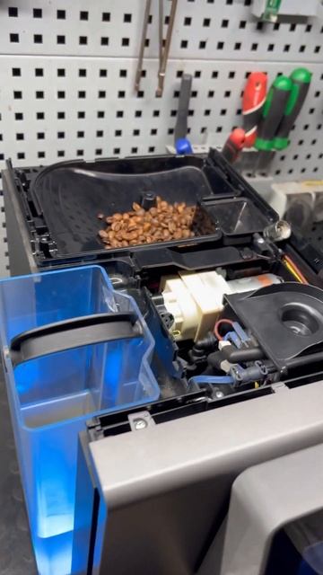 Облуживание кофемашин смотреть онлайн