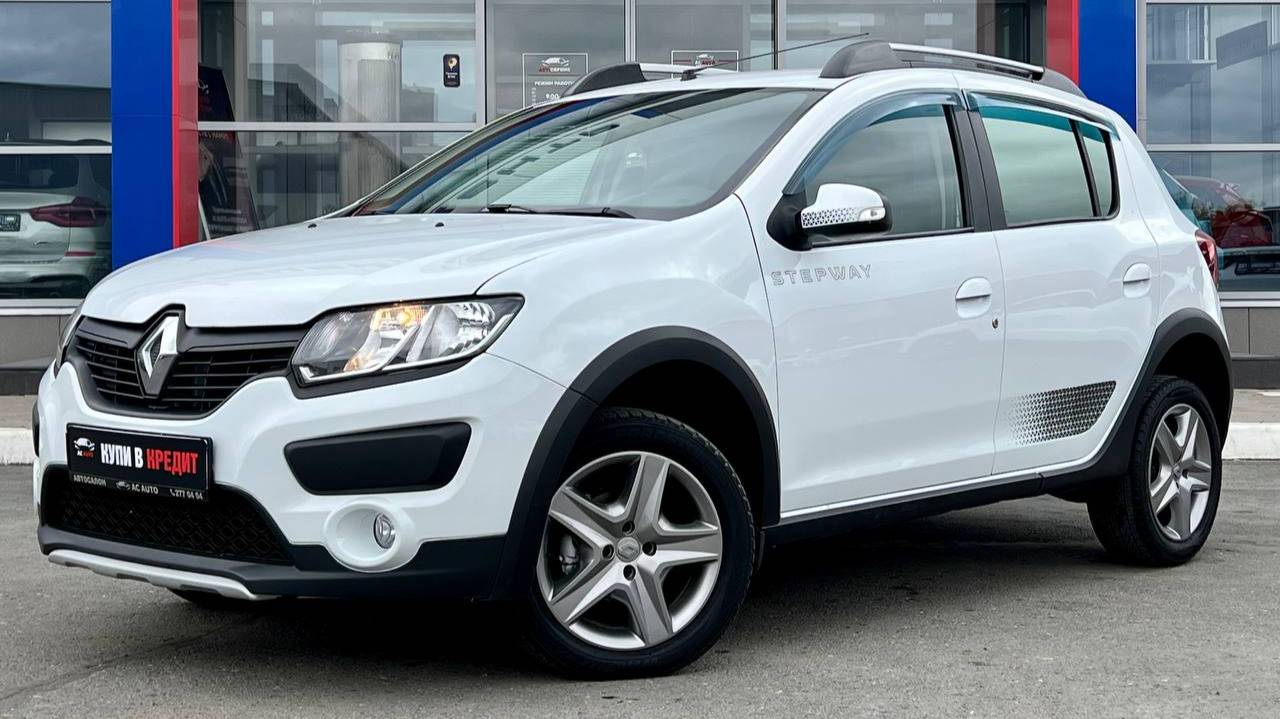 Renault Sandero '2018 смотреть онлайн