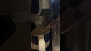 Кофеварка рожковая Reoka RKEM-500 серебристый. Готовим кофе