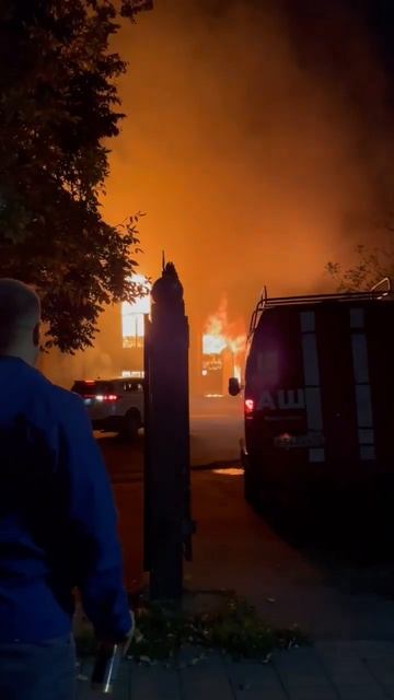 @vestiyaroslavl @MchsRussia В Ярославле горит памятник федерально? смотреть онлайн