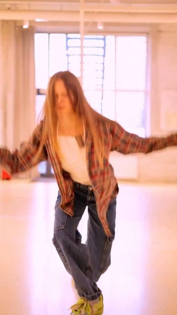 Хочется быть ближе к 20к подписчикам #dance #avosika смотреть онлайн