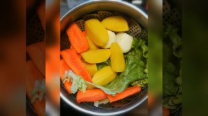 Овощной салат в скороварке