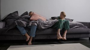 8526595-uhd_4096_2160_25fps