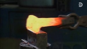 Средневековый боевой топор   Как это устроено