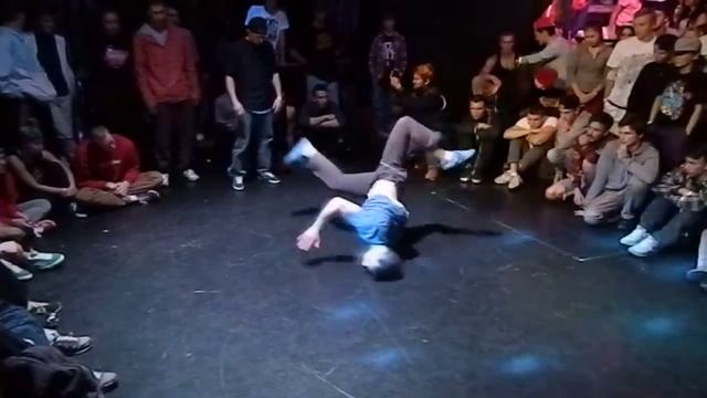Soul City 2013 СПб | ILLrock Vs Glazov | Day 1, TOP 18 смотреть онлайн