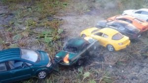 Toy car crusher. Горящие машинки!! The Car is on FIRE!
