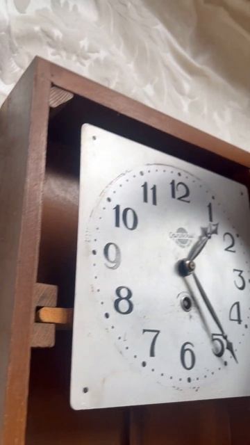 Часы настенные  Орловский завод смотреть онлайн