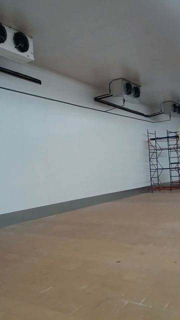 Монтаж холодильной камеры и воздухоохладителей смотреть онлайн