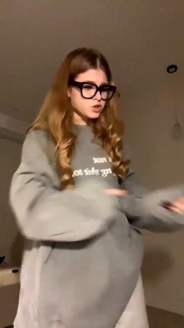 я переоделась а миоана пошла ставить чайник❤ смотреть онлайн