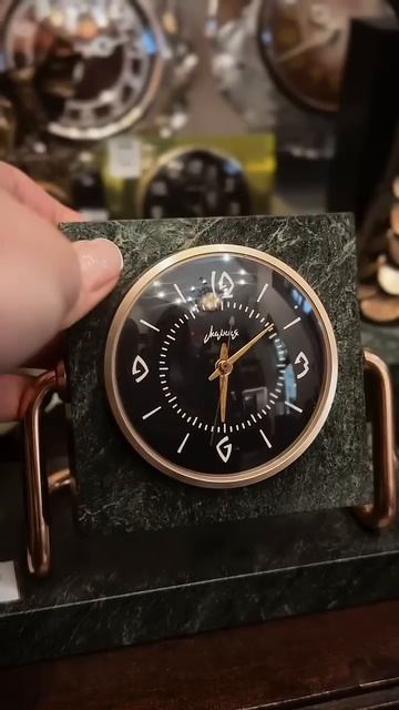 Ищете часы с историей? | Антикварный салон «Классика в? смотреть онлайн