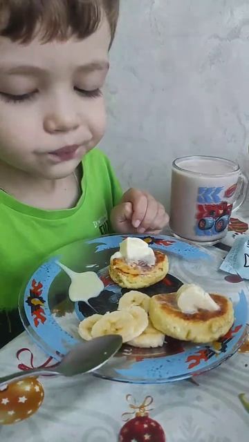 Сырники утром! Что может быть лучше❤️ #food #2025 #еда #сыр? смотреть онлайн