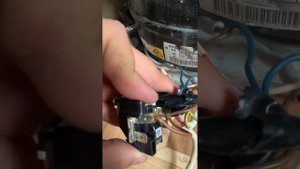 Ремонт холодильника Либхер . Трансформер живи !