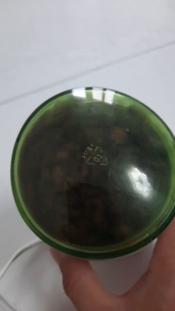 КАК МОЛОТЬ ЗЕРНА КОФЕ ДЛЯ КОФЕМАШИНЫ смотреть онлайн