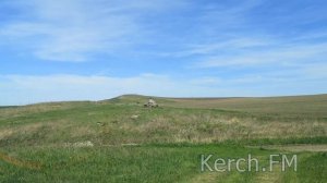Монастырь на горе и пень у трех дорог в селе Войково под Керчью
