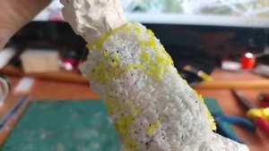 Броня на ноги и живот для большого варбоса из всякого хлама.