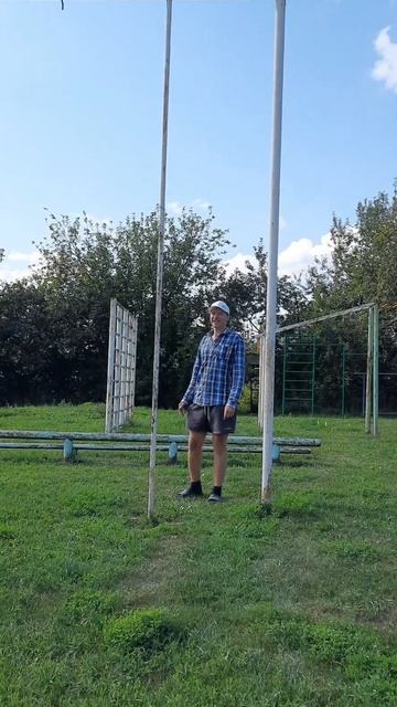 Сельская спортплощадка. Редкие эффективные тренажеры смотреть онлайн