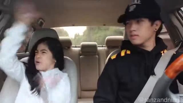 Когда услышали любимую музыку Despasito смотреть онлайн