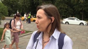 Почему обесценивается рубль?