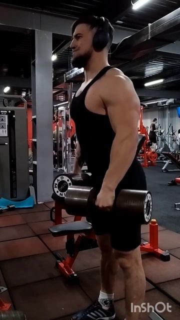 махи гантели 💪💪мощные дельты делаем #anime #sport #спорт смотреть онлайн