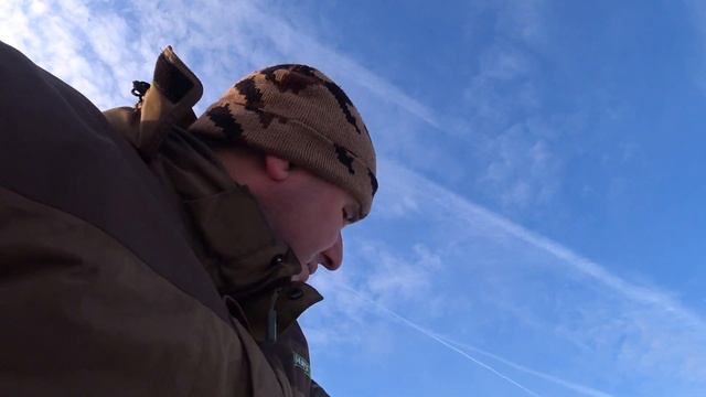 Рыбалка по первому льду в Рязанской области смотреть онлайн