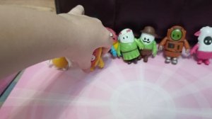 Фигурки fall guys