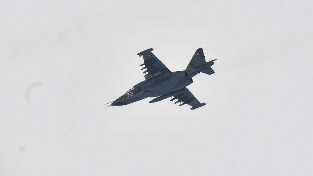 Штурмовики Су-25 уничтожили технику боевиков ВСУ. Лучшее видео из зоны СВО