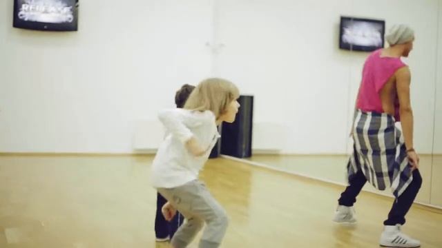 Hip Hop детки в Release Dance Complex хореограф Артур ЕмчикArthur Emchik
