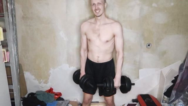 подъемы-махи гантелей перед собой на прямых руках сто?