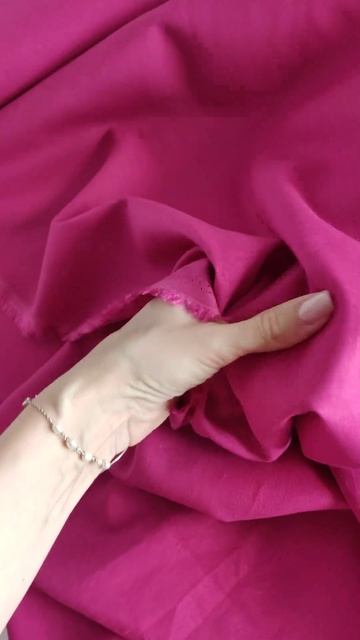 Лен с вискозой Сочная фуксия  #натуральныеткани #sewing #р