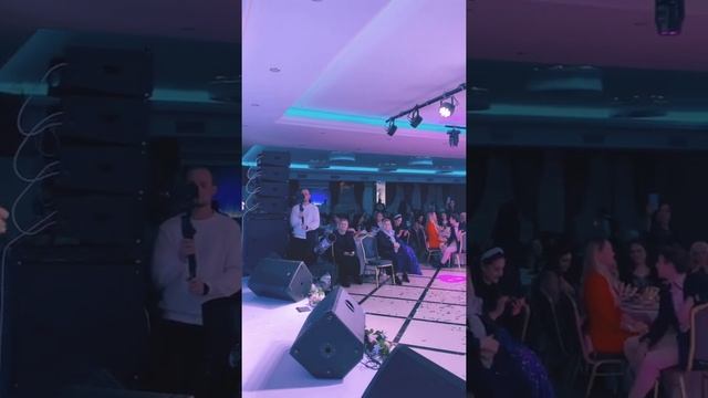 Аманта Бисултанова поёт в Москве 😍ресторан «Гранат Х смотреть онлайн