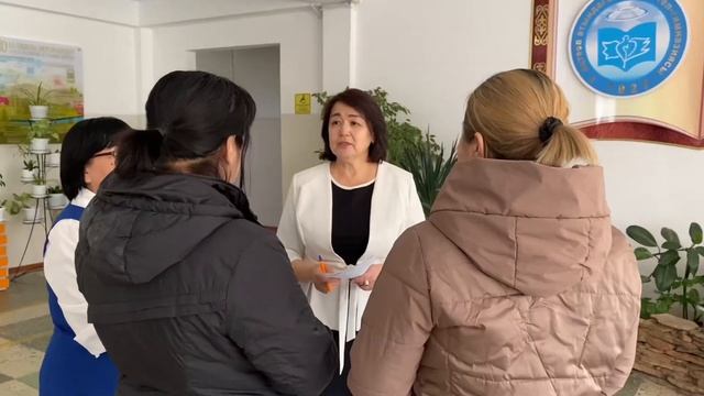 Мұғалімнің бір күні. Есалина Анар смотреть онлайн