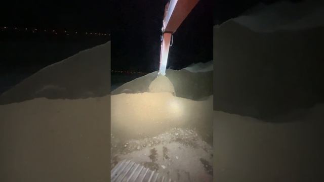 Как грузить самосвал экскаватором|#учимсягрузить|#экс смотреть онлайн