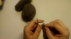 Очень простые и красивые носочки на  5 спицах. Для дома.