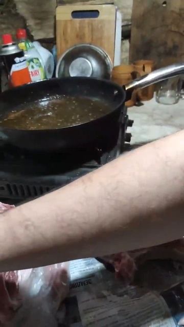 Жарим мясо #словопацана #тайга #охота #лес #siberian #приро? смотреть онлайн