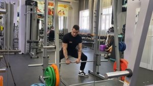 Плие приседания в Смите