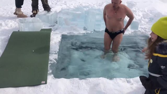 Бассейн на Байкале смотреть онлайн