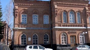 «По улочкам Бийска»: Пушкинское мужское училище (Бийское телевидение)