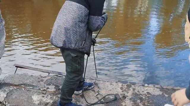 Огромная находка! нашли ОРУЖИЕ На магнитной рыбалке