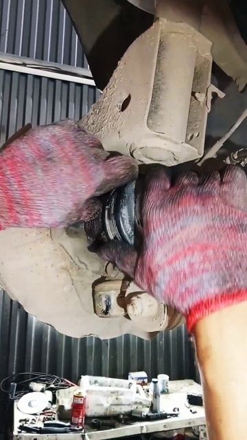 замена ШРУСа без снятия шаровой Ауди C4 #car #mechanic #tool #repair смотреть онлайн